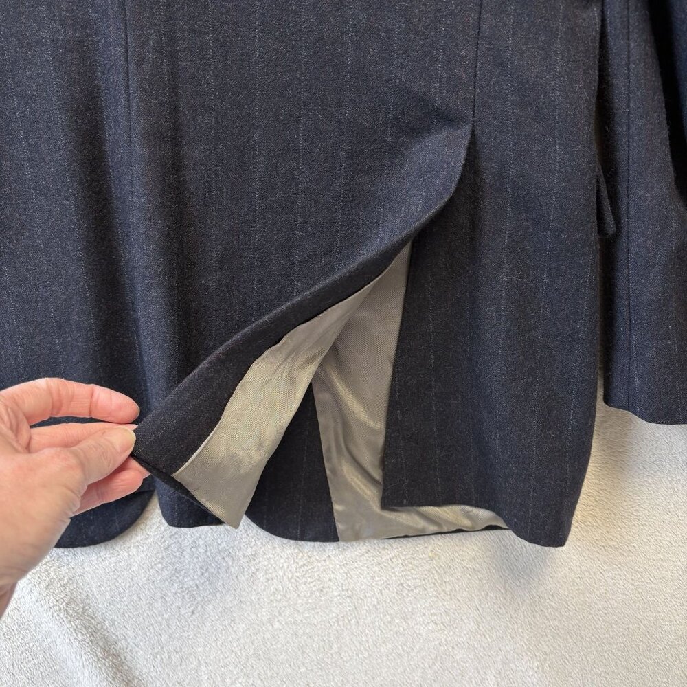 Pierre Cardin Wool Blazer Mens 42R Blue Pinstripe Vintage Bloomingdales - Picture 11 of 16
